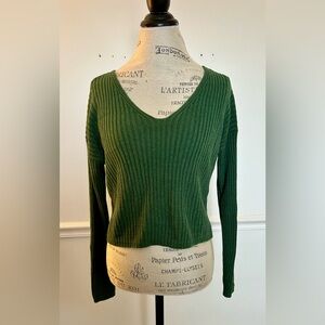 Wild Fable Green Ribbed V-Neck Sweater